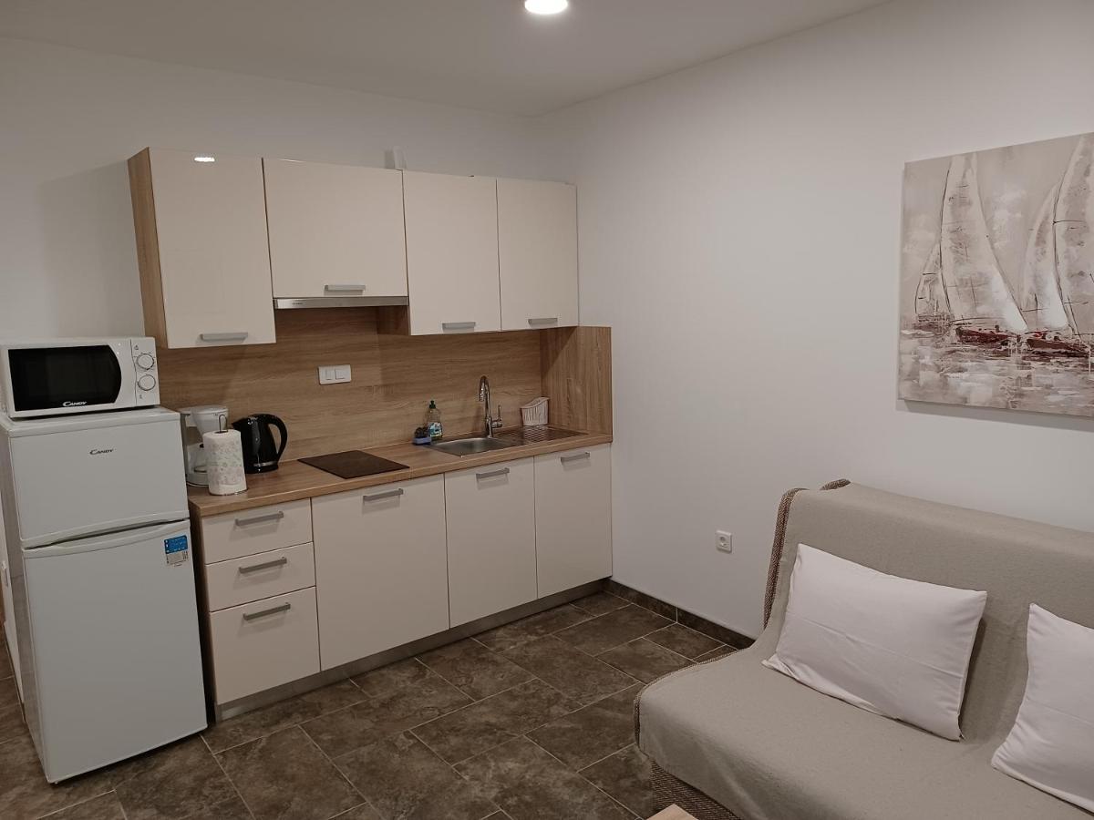 רטינה Apartments Eugen מראה חיצוני תמונה